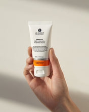 Load image into Gallery viewer, Essentials Deep Hydration Moisture Cream